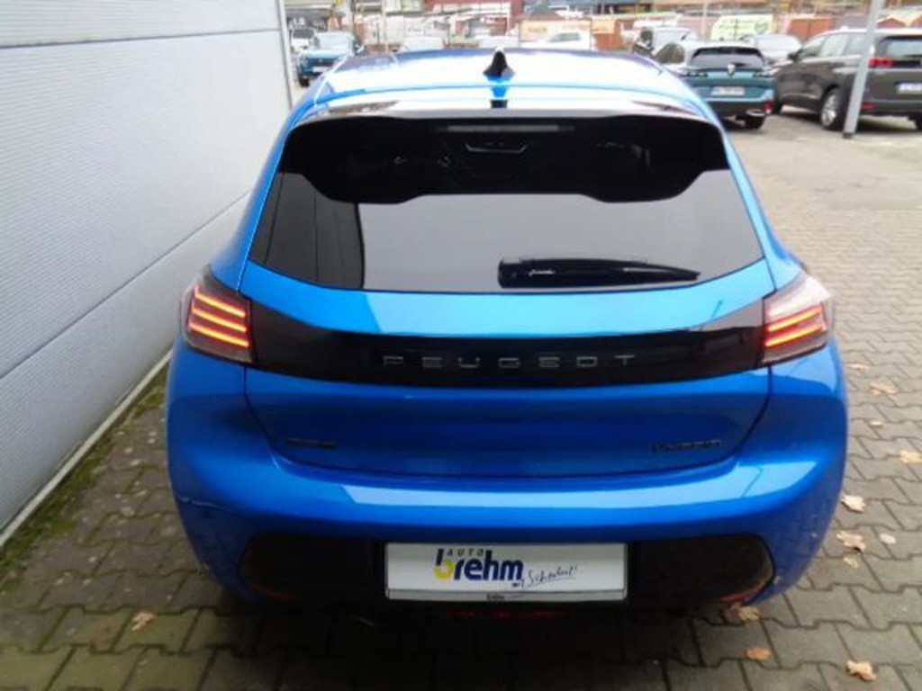 Peugeot e-208