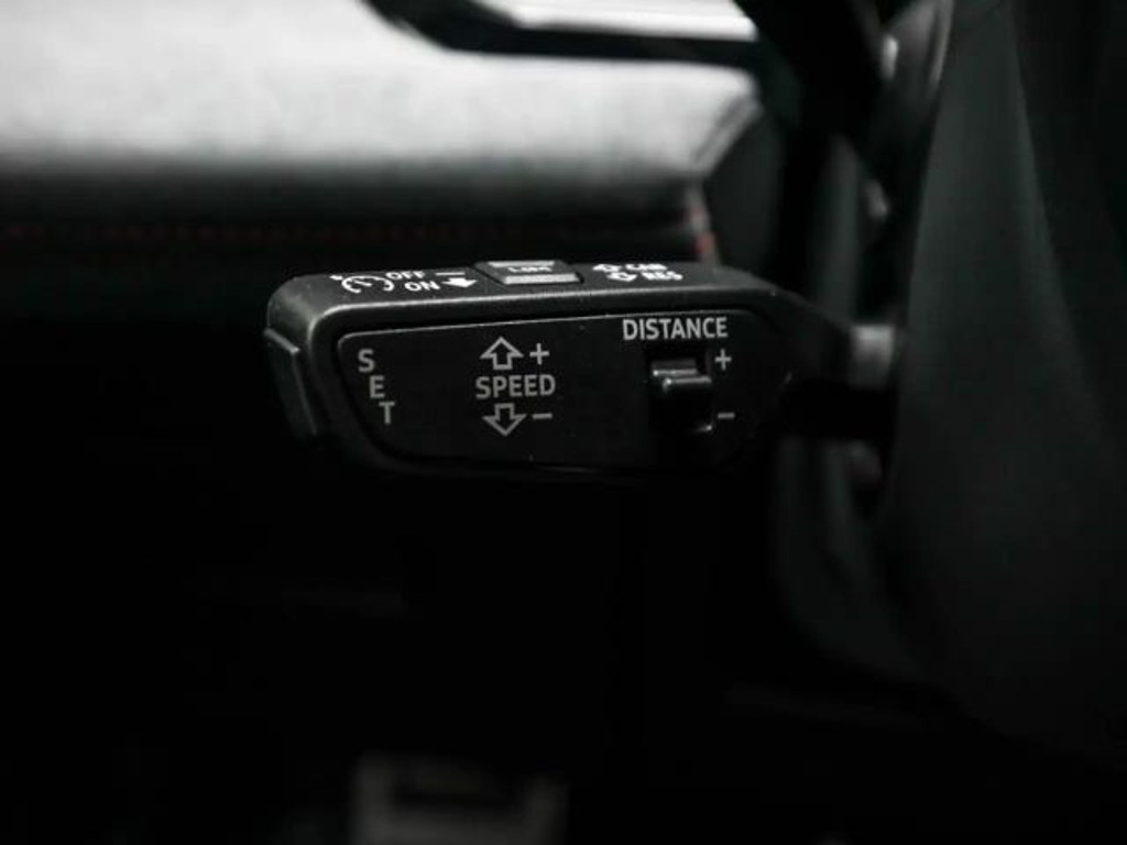 Audi SQ6 e-tron
