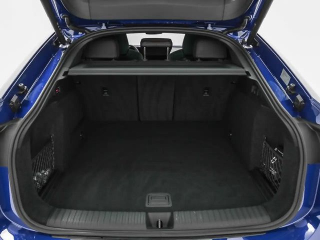 Audi SQ6 e-tron