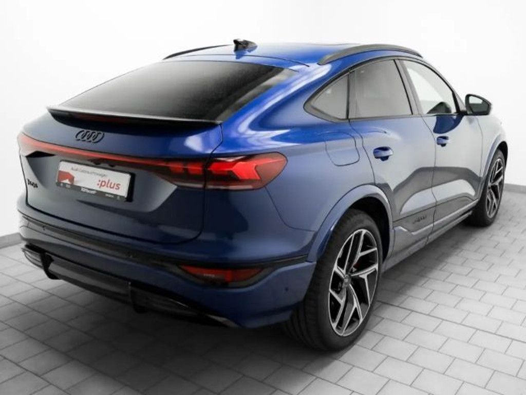 Audi SQ6 e-tron