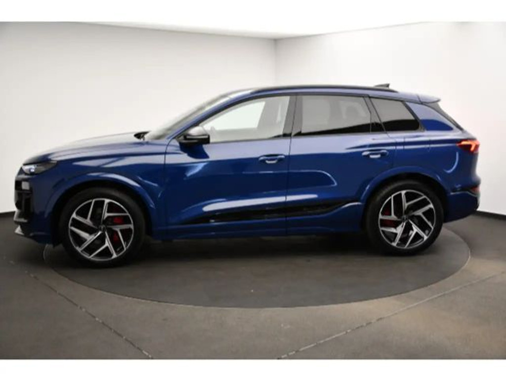 Audi SQ6 e-tron