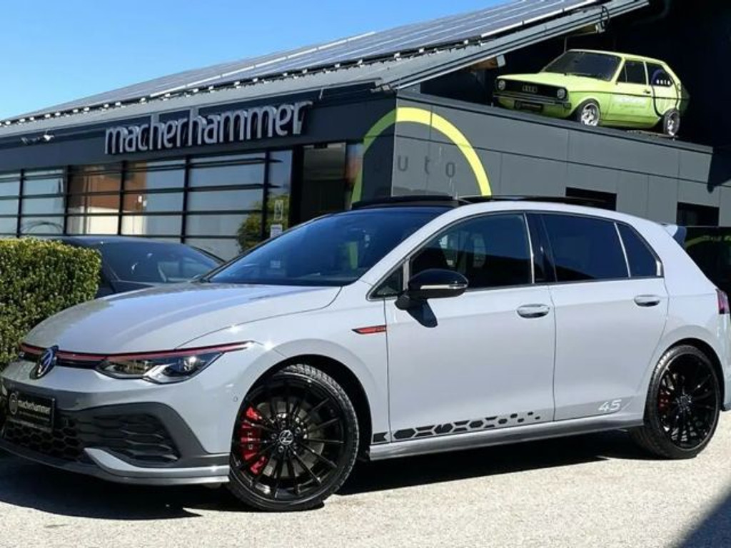 Volkswagen Golf GTI