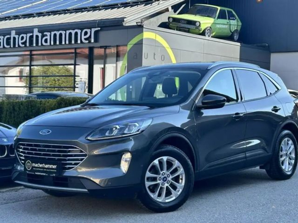 Ford Kuga Titanium Hybrid