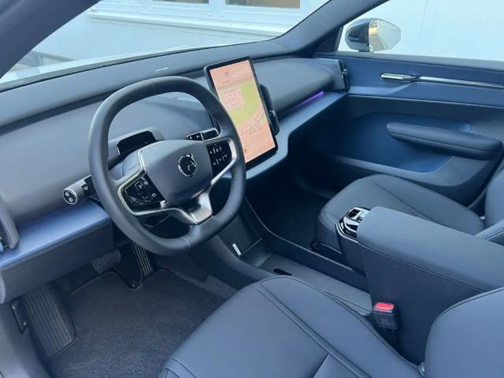 Volvo EX30