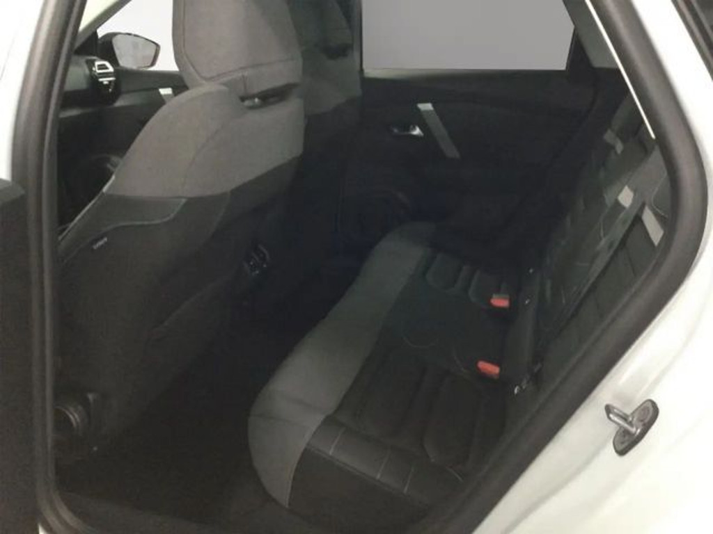 Citroën C4 X