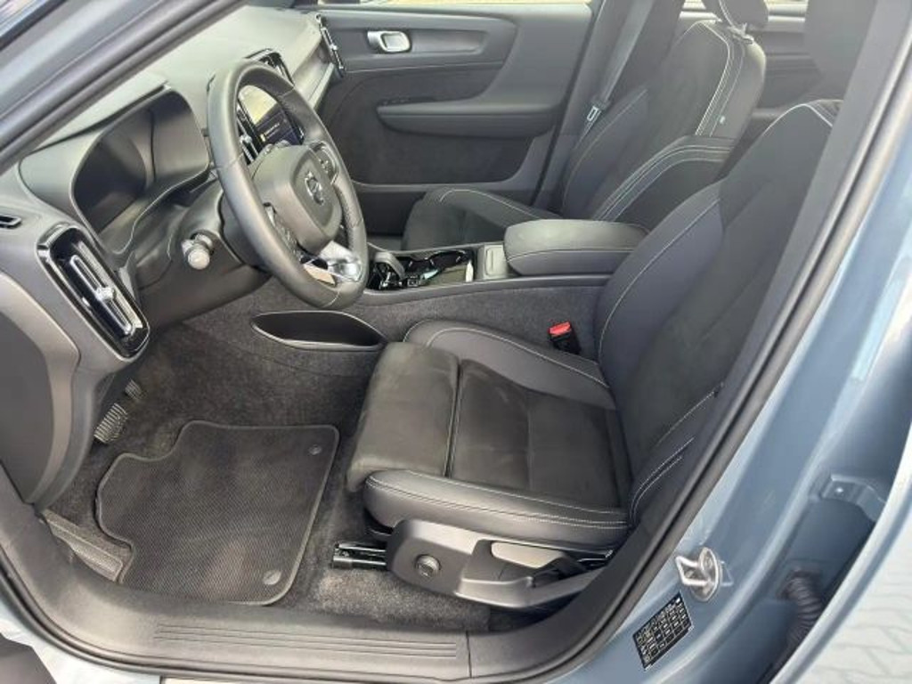 Volvo XC40 AWD Twin Engine Recharge Plus