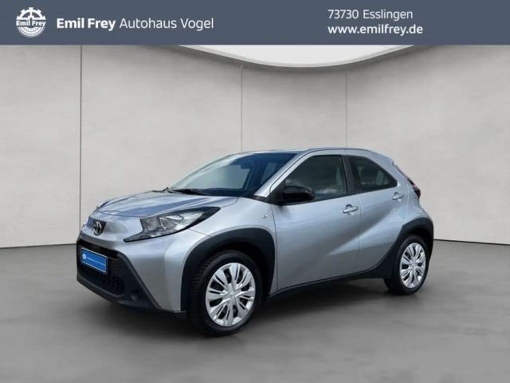 Toyota Aygo X Hatchback 1.0 VVT-i X-play Play