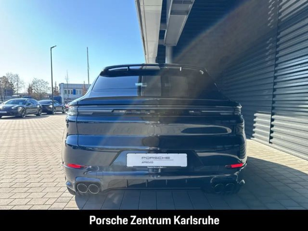 Porsche Cayenne E-Hybrid Coupé Black Edition