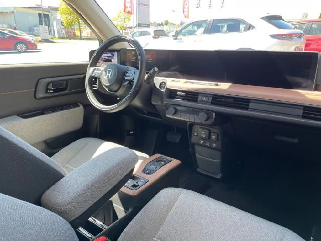 Honda e