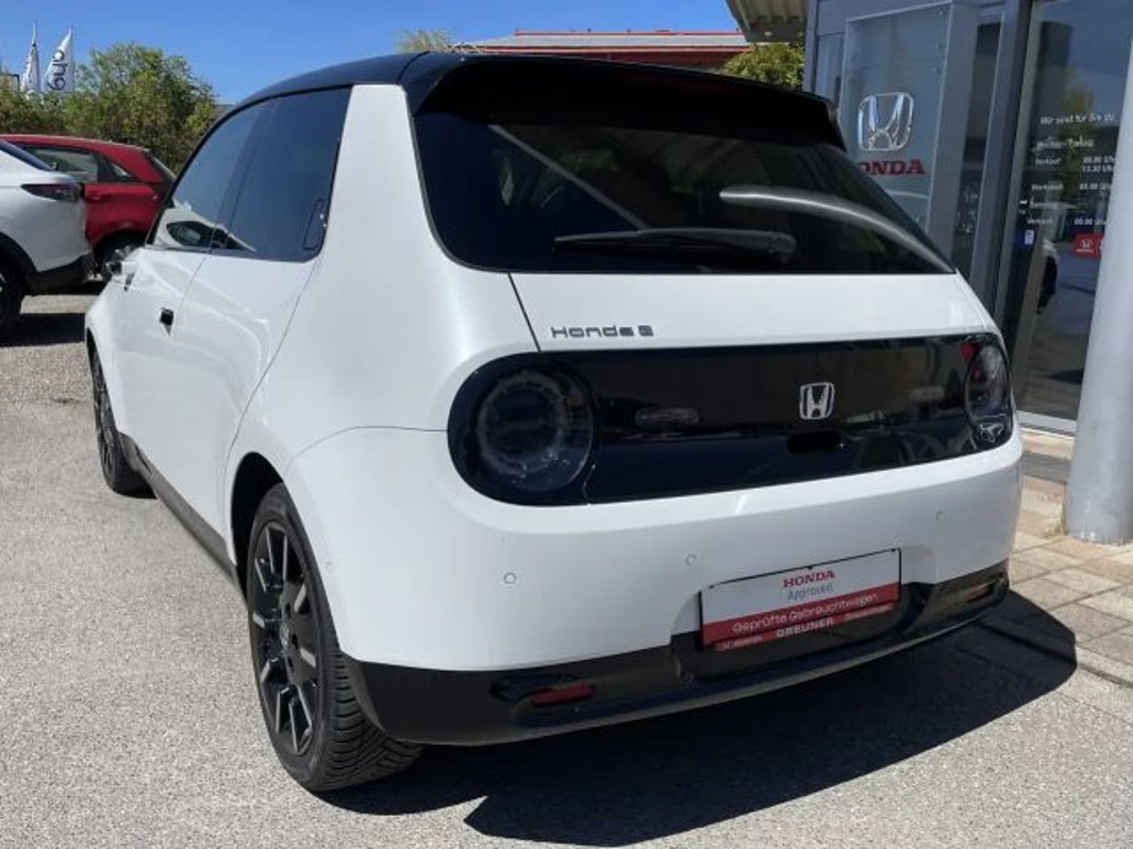 Honda e