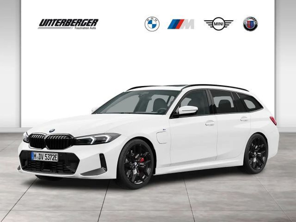 BMW 3 Serie 330 M-Sport xDrive Touring 330e