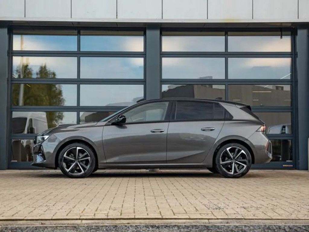 Opel Astra Grand Sport GS-Line