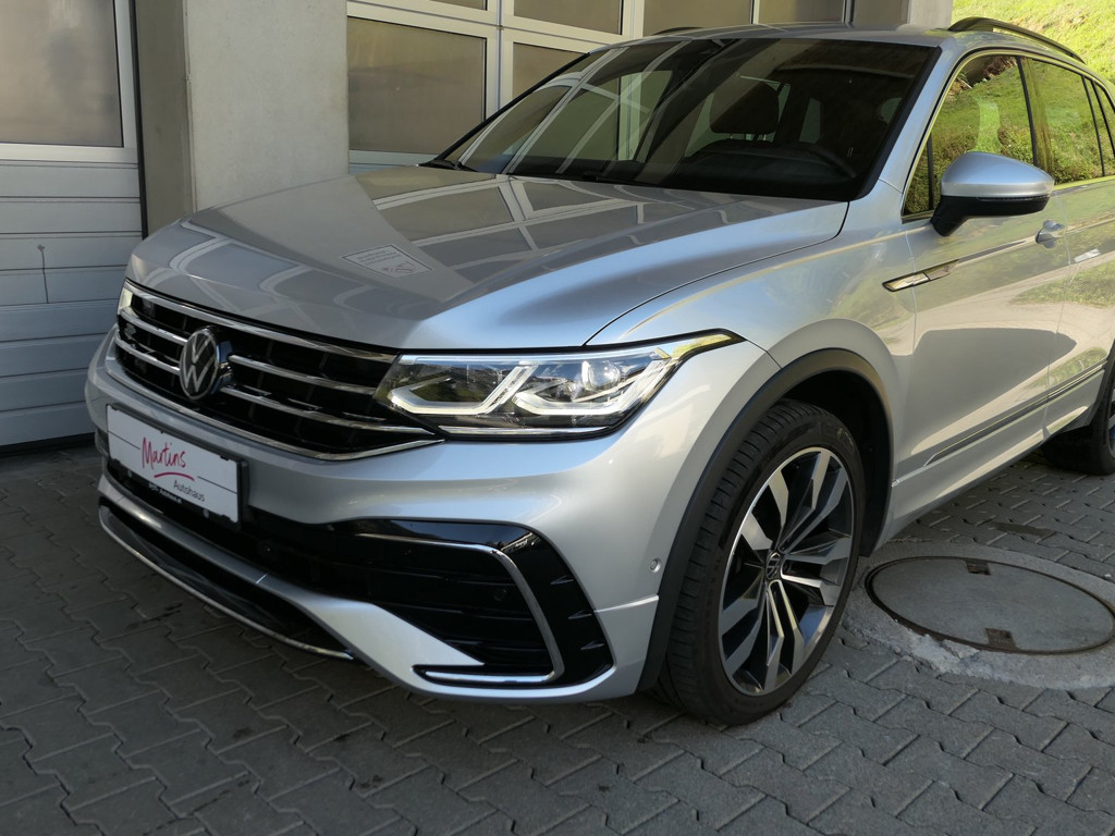 Volkswagen Tiguan 4Motion DSG R-Line
