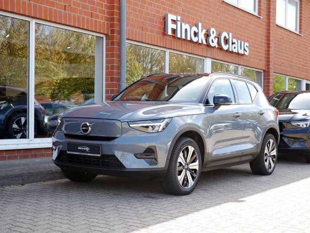 Volvo XC40 Plus