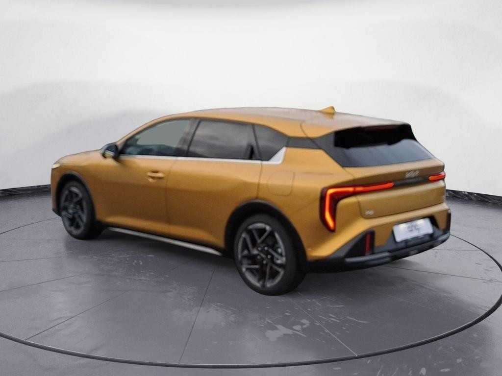 Kia K4