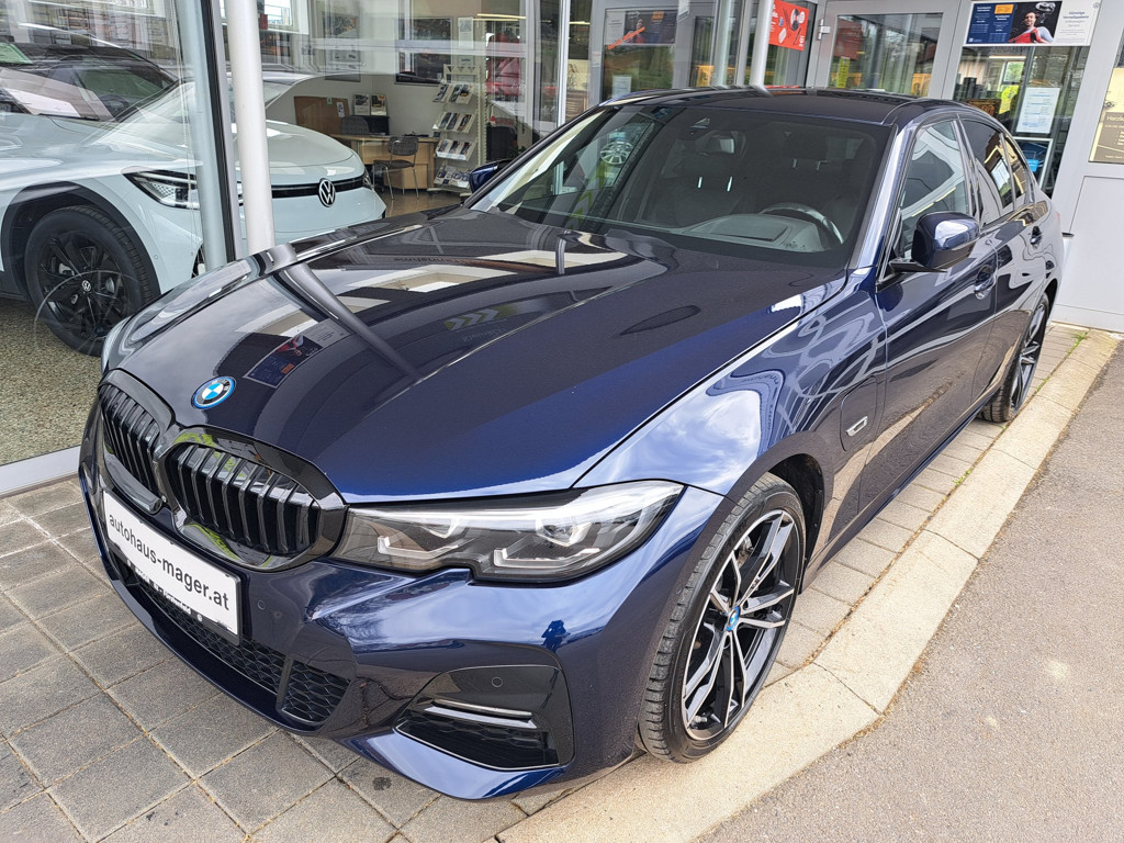 BMW 3 Serie 3-serie M-Sport xDrive 330e