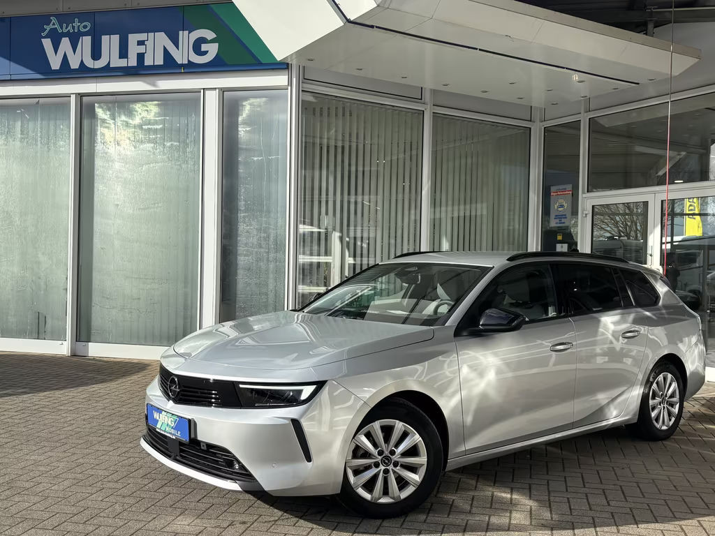 Opel Astra Sports Tourer 1.2 Turbo Edition Turbo
