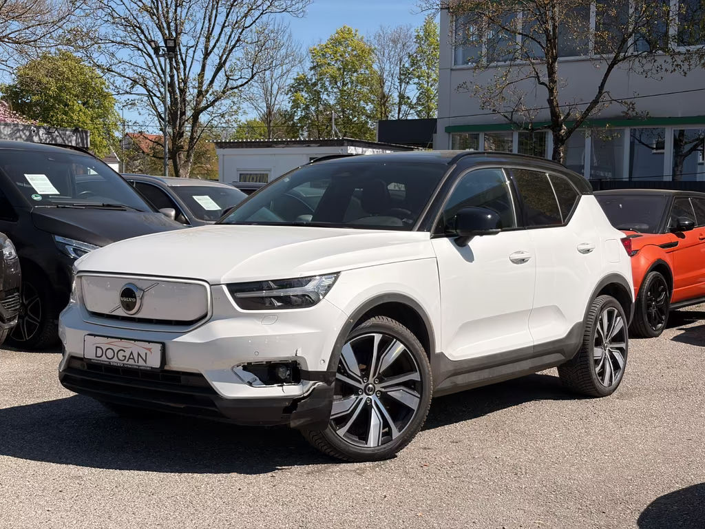 Volvo XC40 AWD Recharge