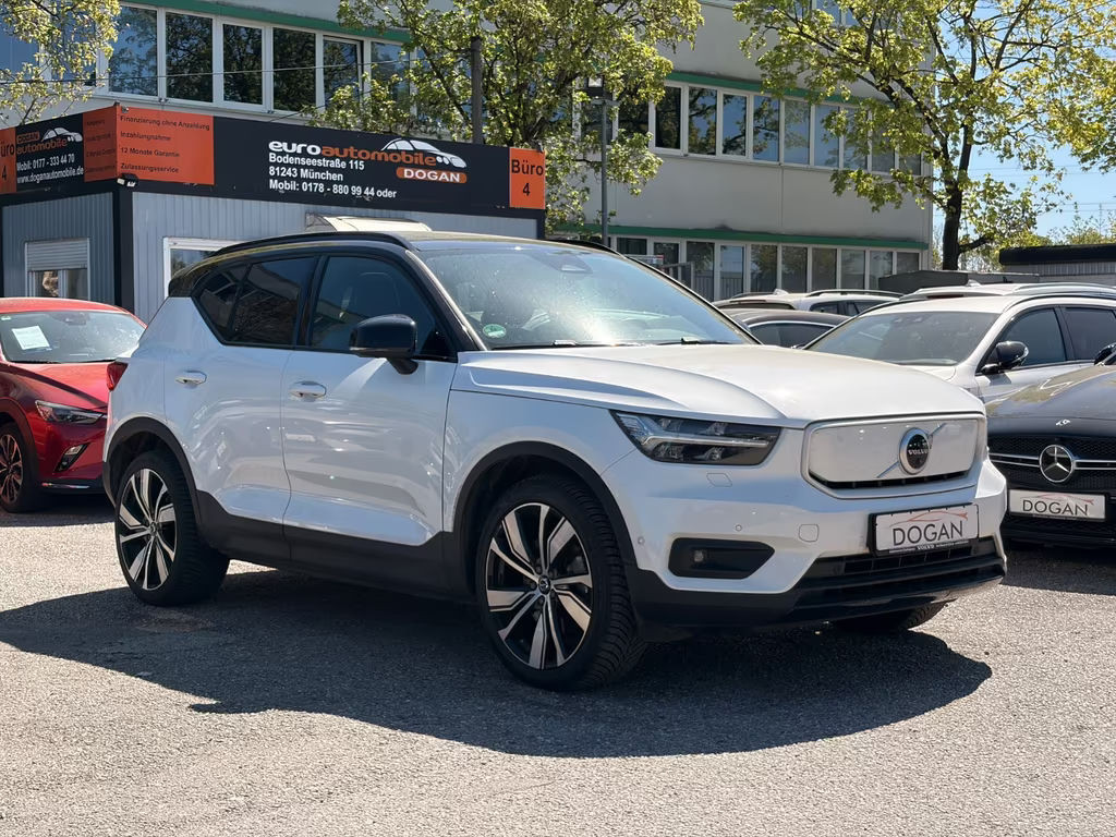 Volvo XC40