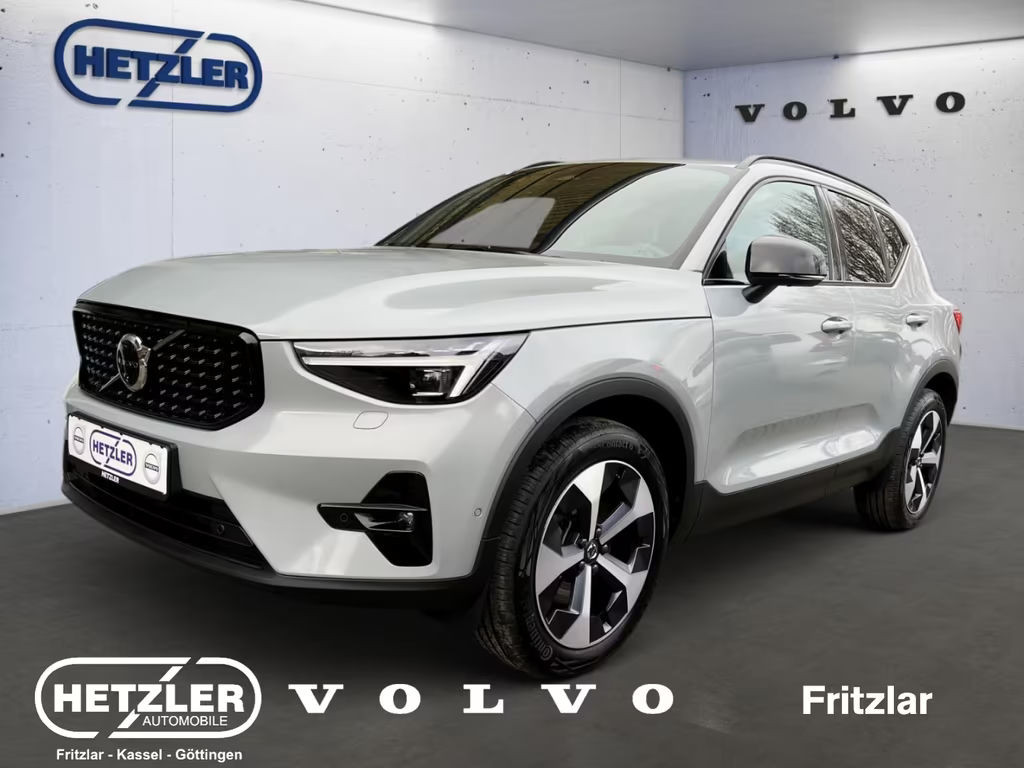 Volvo XC40 Plus Dark