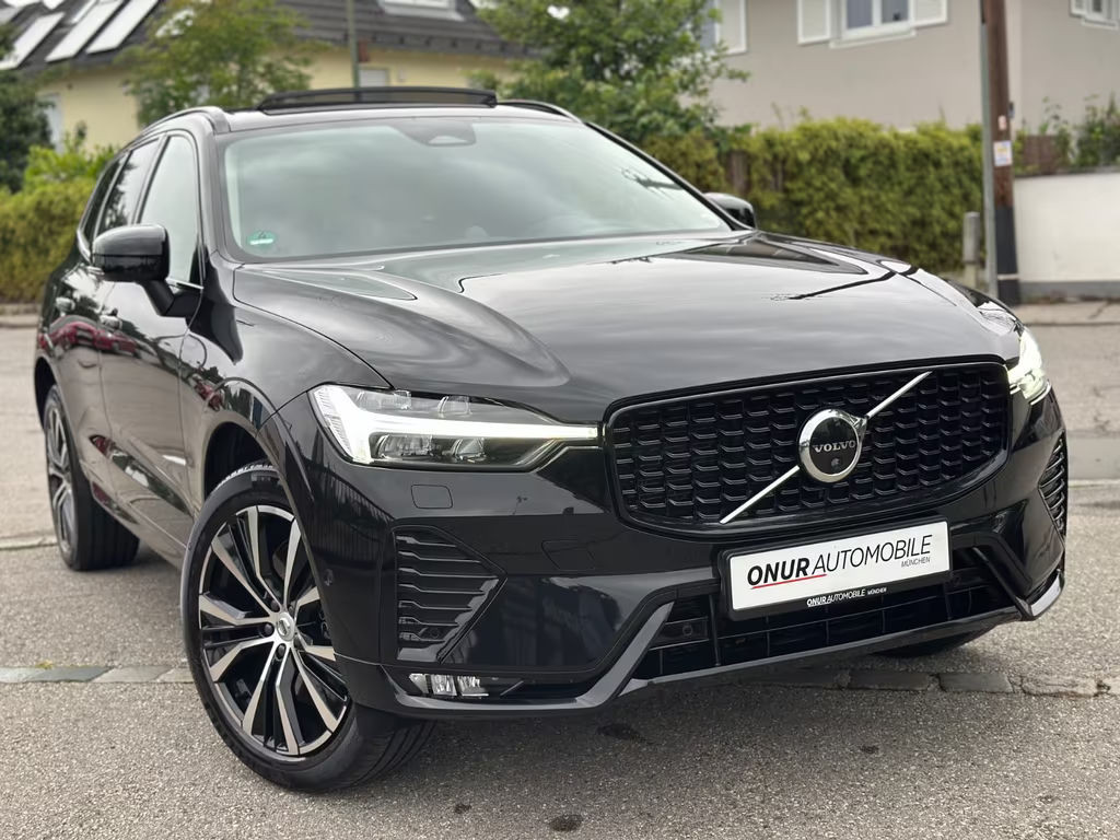 Volvo XC60 AWD Ultimate Dark