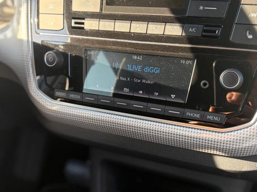 Volkswagen e-up!