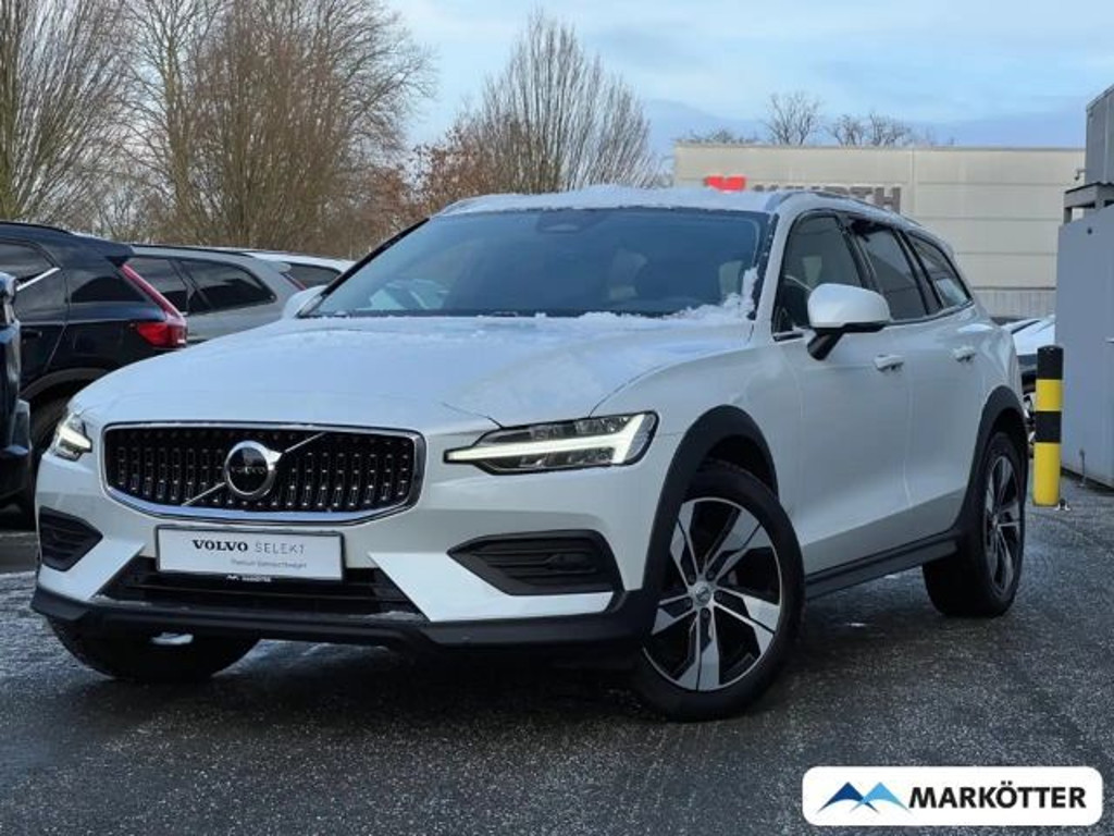 Volvo V60 AWD Plus