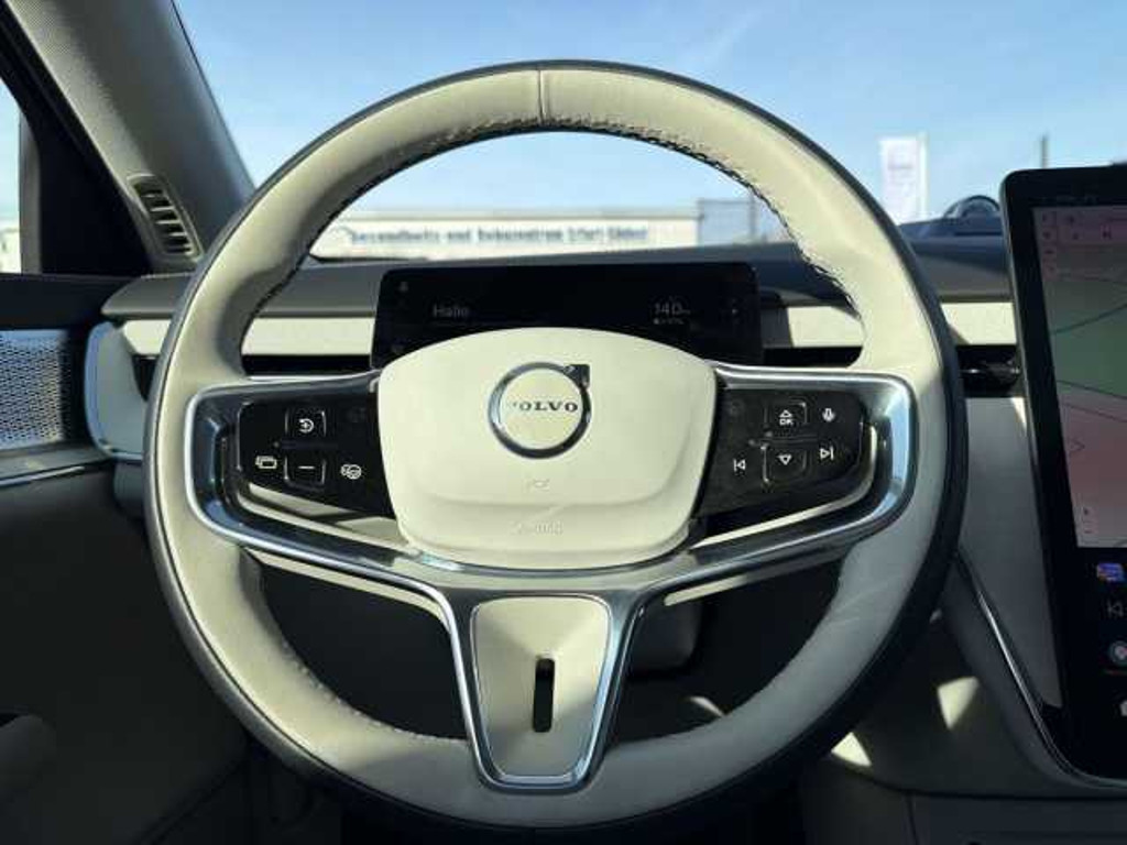 Volvo EX90