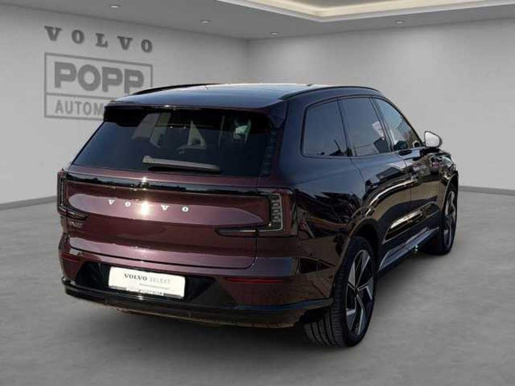 Volvo EX90