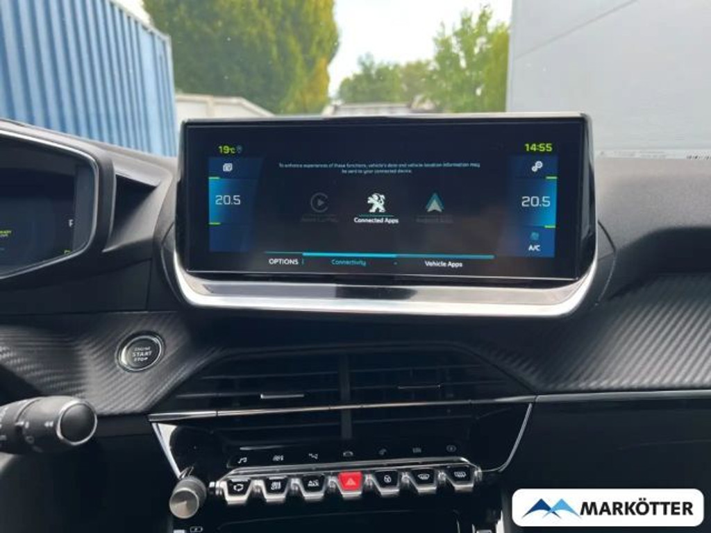 Peugeot e-208