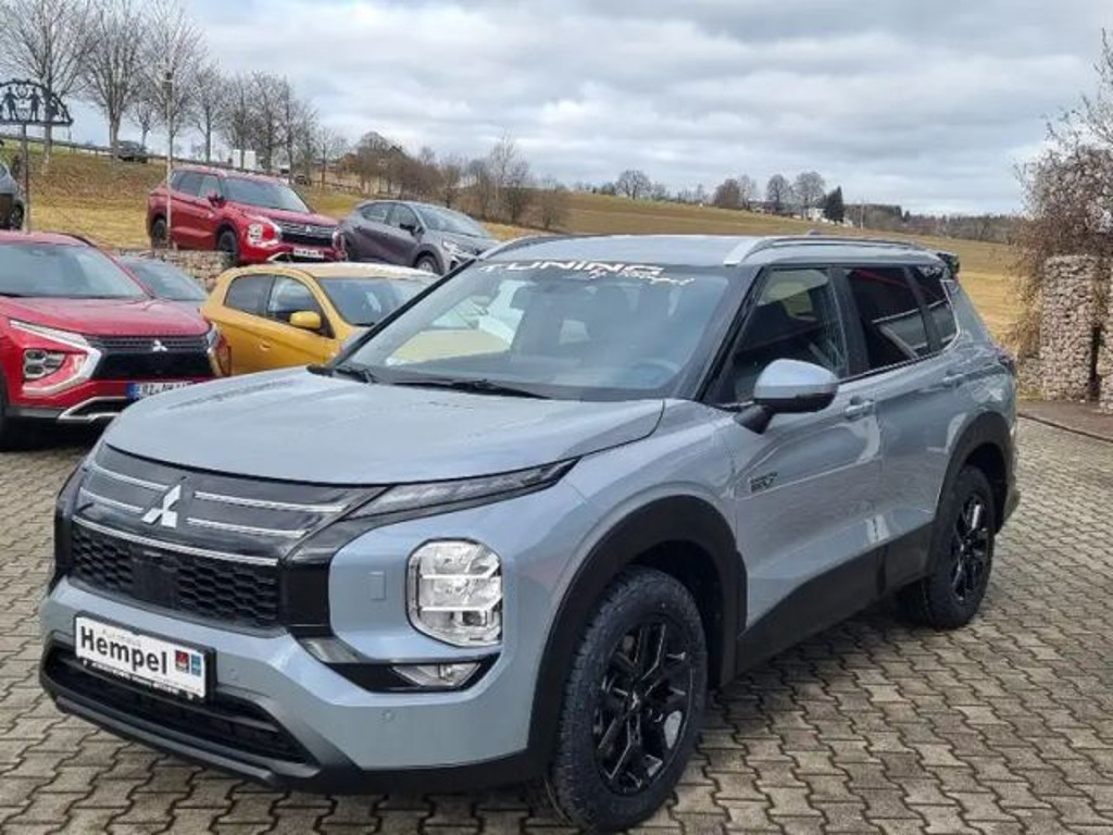 Mitsubishi Outlander 2.4LPHEV TRAIL Edition 8Jahre Garantie