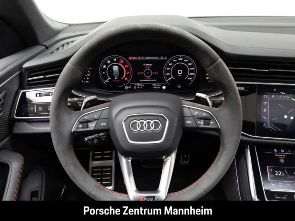 Audi RS Q8