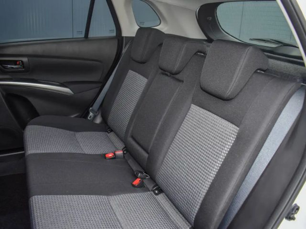 Suzuki S-Cross