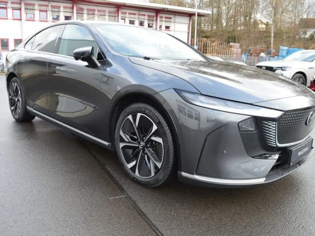 Mazda 6e