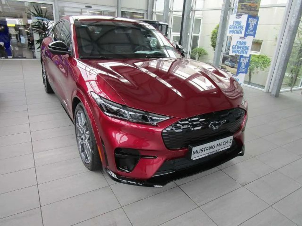 Ford Mustang Mach-E AWD GT