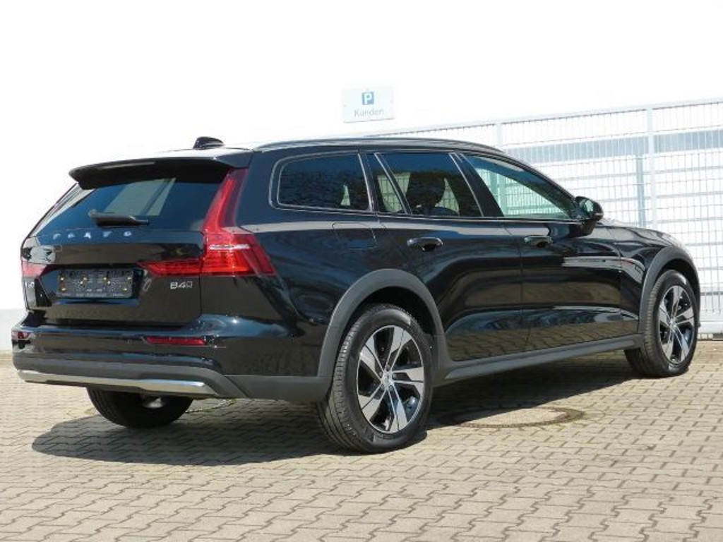 Volvo V60 Cross Country
