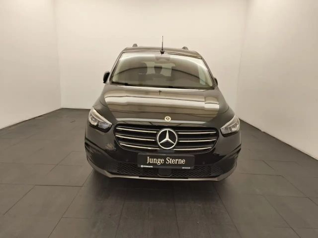 Mercedes-Benz T 180
