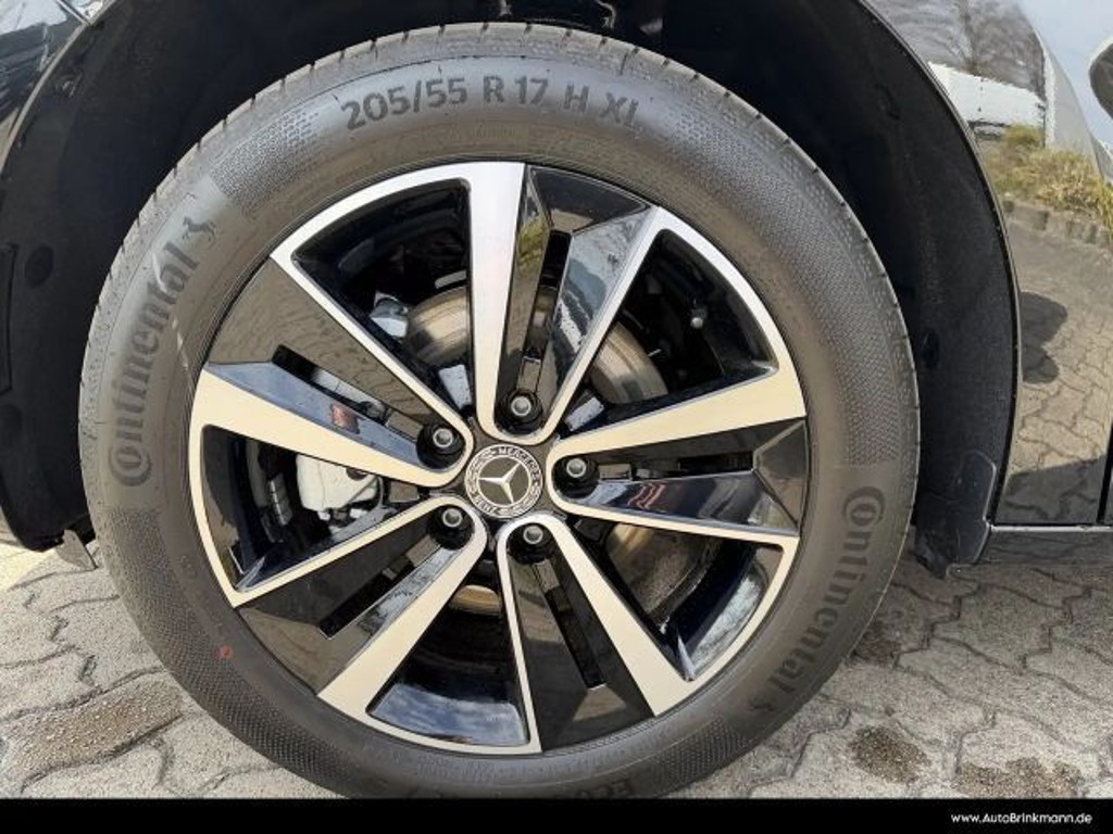 Mercedes-Benz T 180