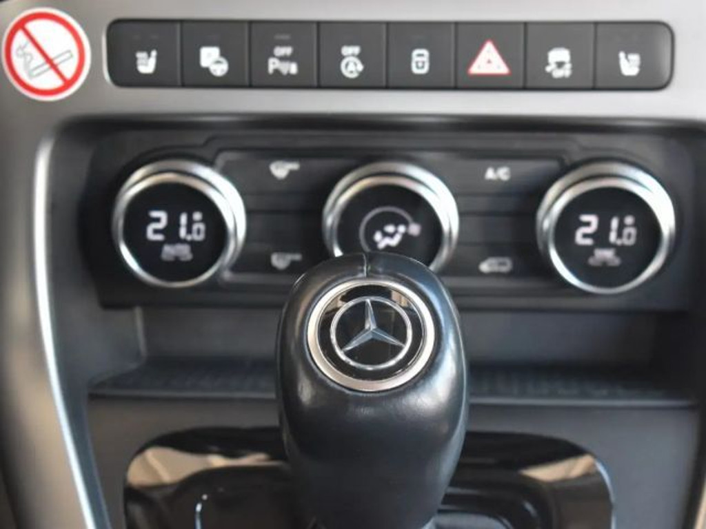 Mercedes-Benz T 180