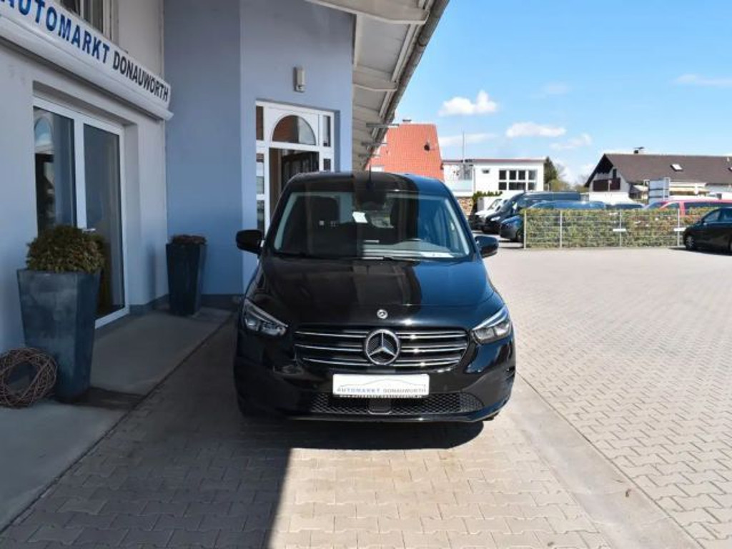 Mercedes-Benz T 180