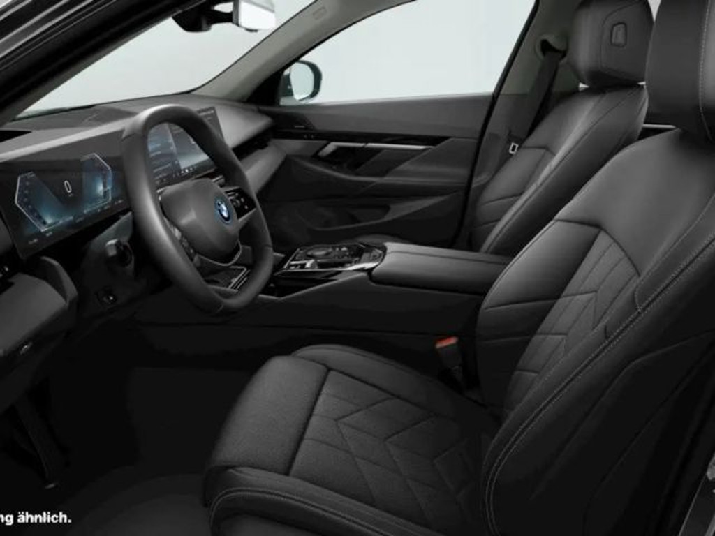 BMW i5 Sedan eDrive40