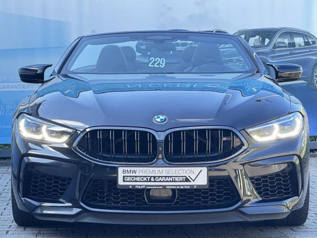 BMW M8