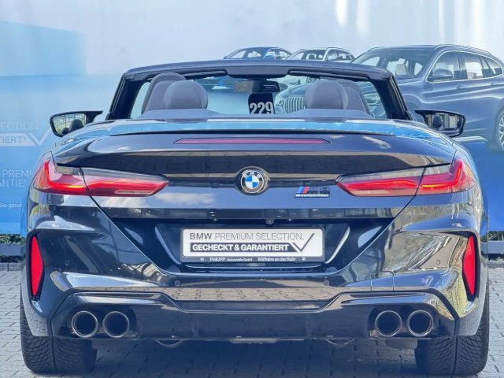 BMW M8