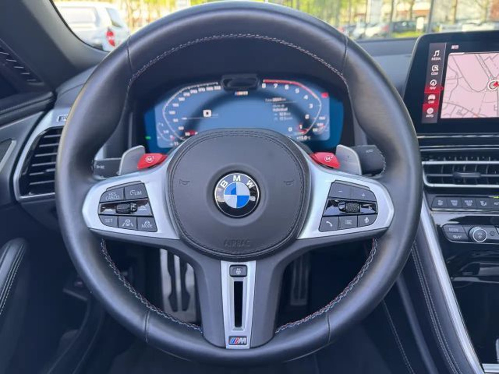 BMW M8