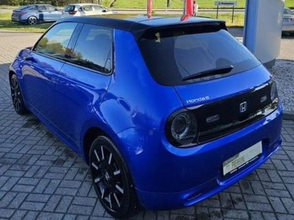 Honda e