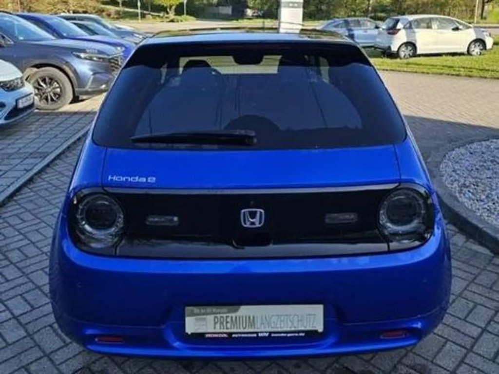 Honda e