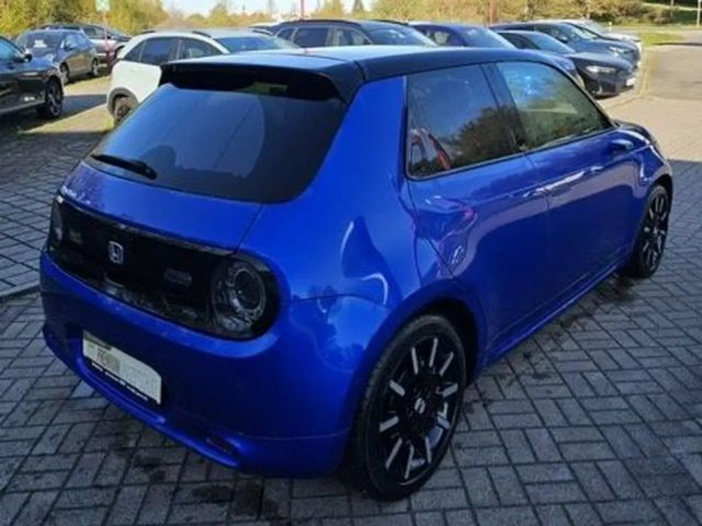 Honda e