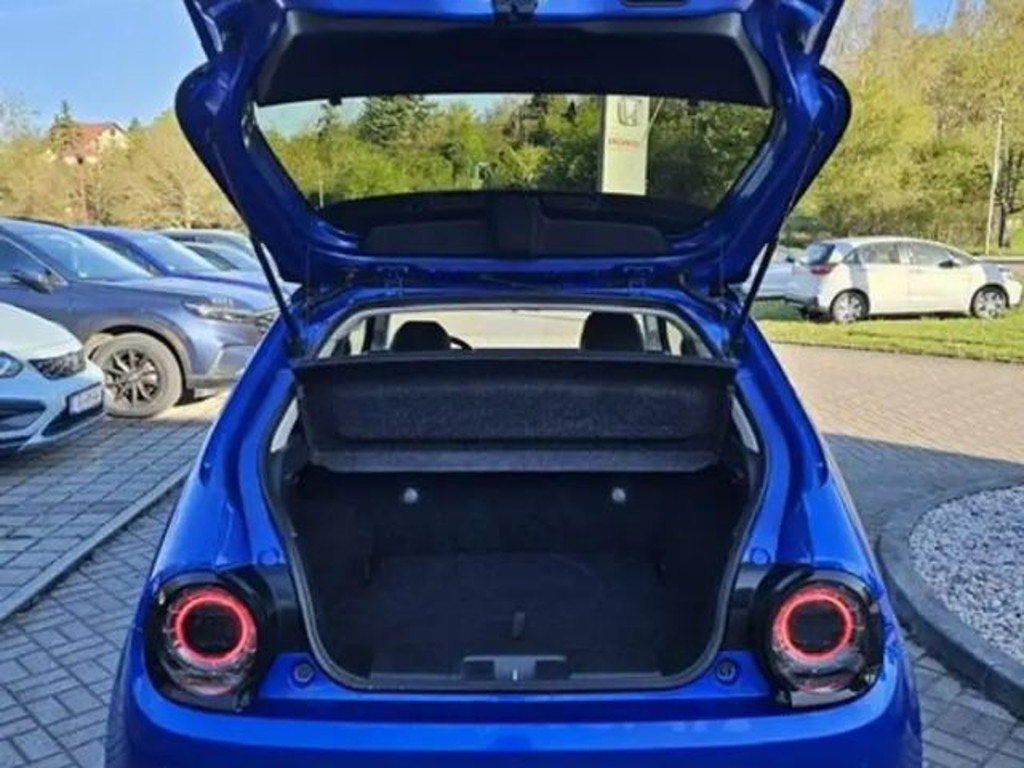 Honda e