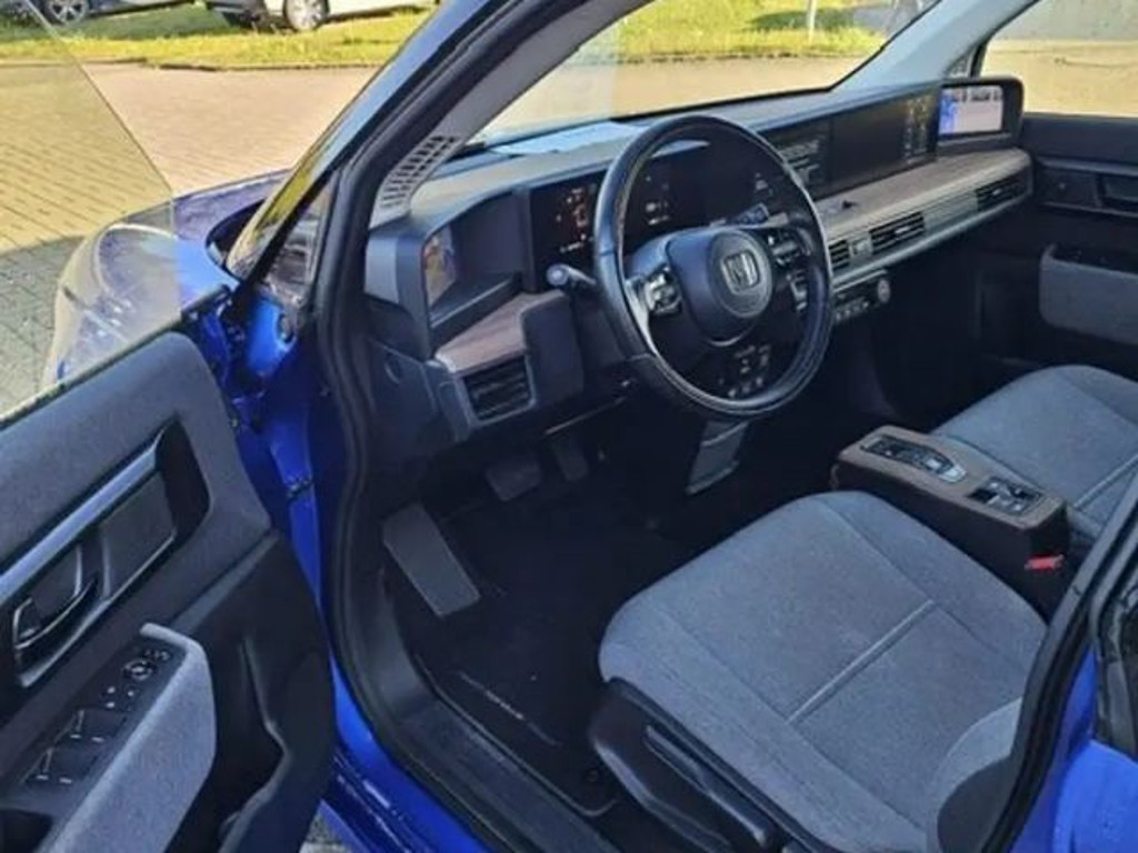 Honda e