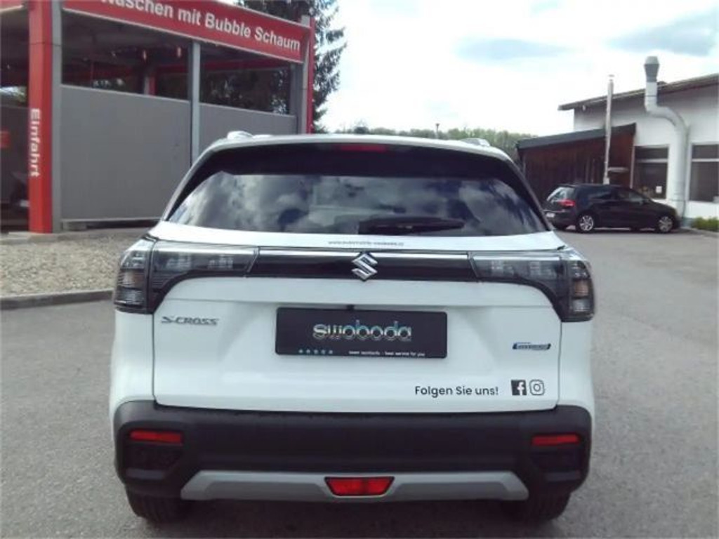 Suzuki S-Cross